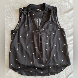ALFANI  v-neck Sleeveless polka dot satin Blouse size L